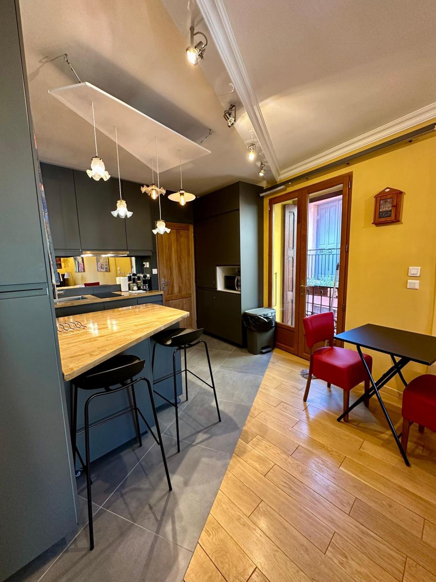 Appartement Lumieres A *